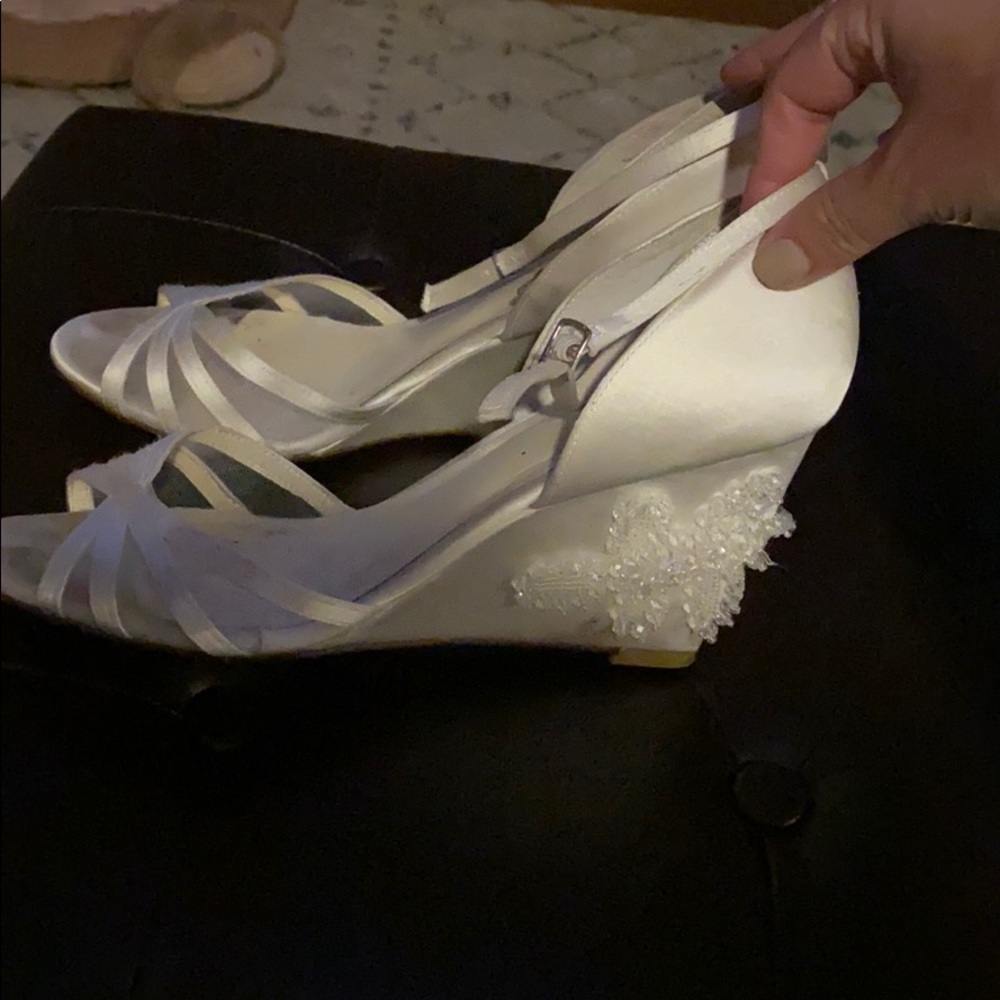Menbur wedding shoes